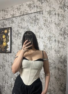 Escort - escort in Gurgaon Photo 2 of 5