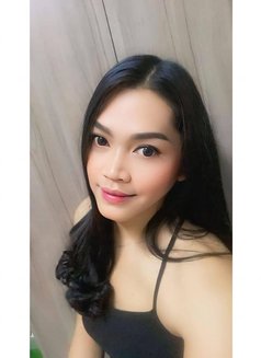 Kathxxx - Transsexual escort in Singapore Photo 5 of 5