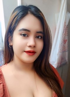 Kathy🦋🦋ASIAN AGENCY in Burdubai - companion in Dubai Photo 4 of 11