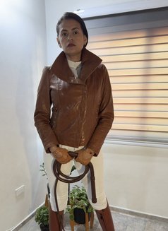 Kathy - dominatrix in İstanbul Photo 3 of 6