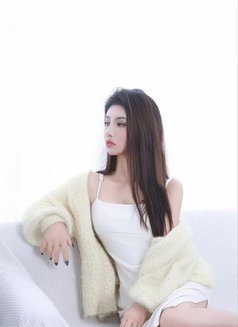 Kathy - puta in Shanghai Photo 7 of 7