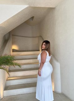 Kathy - masseuse in Dubai Photo 3 of 9