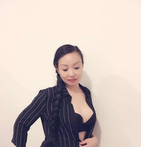 Kathy - escort in Muscat