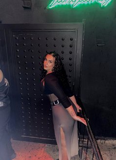 Kati - Transsexual escort in Beirut Photo 4 of 13