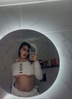 Kati - Transsexual escort in Beirut Photo 1 of 22