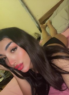 Katia - Transsexual escort in Beirut Photo 18 of 28