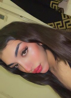 Katia - Transsexual escort in Beirut Photo 19 of 28