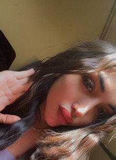 Katia - Transsexual escort in Beirut Photo 23 of 28