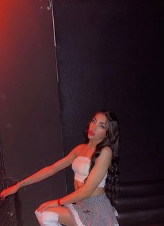 Katia - Transsexual escort in Beirut Photo 25 of 28