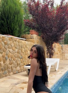 Katia 20cm - Transsexual escort in Beirut Photo 27 of 29