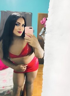 Katie - Transsexual escort in Cairo Photo 12 of 12