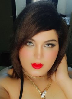 Katie - Transsexual escort in Cairo Photo 1 of 14
