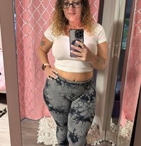 Katie Escort - escort in London