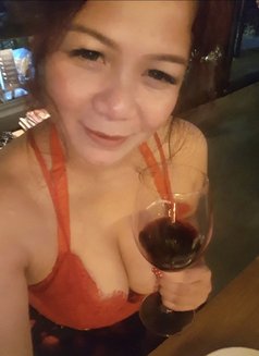 Katie - puta in Bangkok Photo 4 of 7