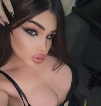 Katrexa sex - Transsexual escort in Beirut Photo 4 of 15