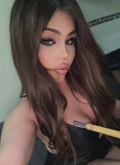 Katrexa sex - Acompañantes transexual in Beirut Photo 3 of 15