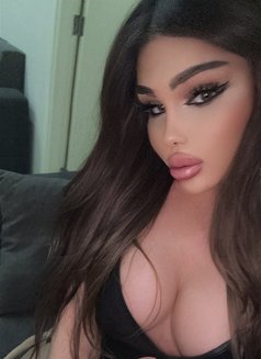 Katrexa sex - Acompañantes transexual in Beirut Photo 11 of 15