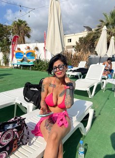Katrin - puta in Beirut Photo 20 of 22