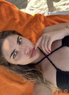 Katrin - escort in Riyadh Photo 7 of 7