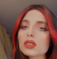 Katrin - Transsexual escort in Beirut Photo 2 of 3