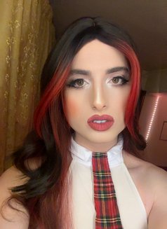Katrin - Transsexual escort in Beirut Photo 4 of 4