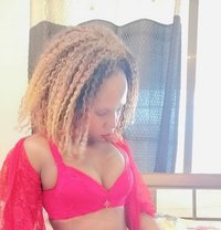 Katrina 70323//58414 - escort in Pune