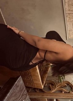 Katrina Archive - puta in Erbil Photo 1 of 2