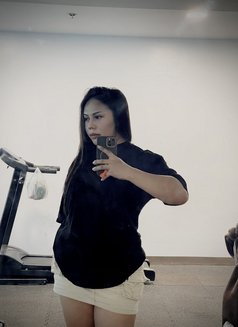 Katrina - escort in Manila Photo 1 of 3