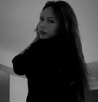 Katrina - escort in Manila