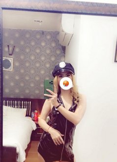 Katrina independent Ukrain girl - escort in Gurgaon Photo 6 of 7