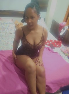 Katrina - escort in Gurgaon Photo 1 of 3