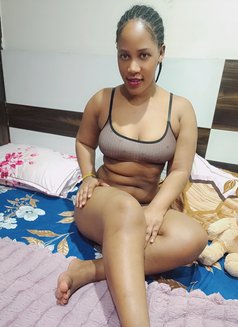 Katrina - escort in Gurgaon Photo 3 of 5