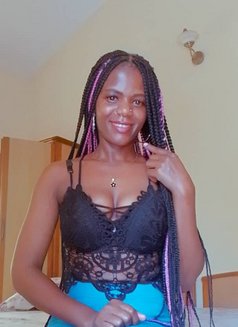 Katrina - escort in Candolim, Goa Photo 3 of 5