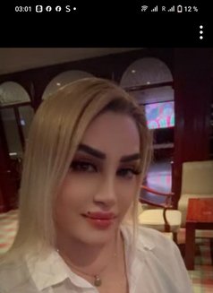 Katrina Ukraine - puta in Muscat Photo 8 of 9