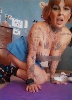 Kattie Von D - escort in Granada Photo 8 of 12