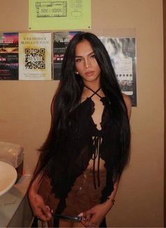 Kattrisya - Transsexual escort in Manila Photo 5 of 10