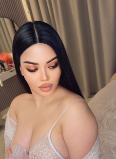 Katya كاتيا - escort in Dubai Photo 1 of 5