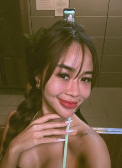 Katty - escort in Bangkok Photo 4 of 14