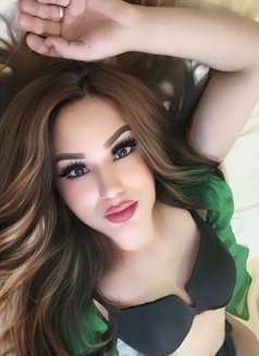 Katy Darling - Transsexual escort in Bangalore Photo 5 of 10