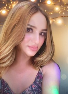 Katy Darling - Transsexual escort in Bangalore Photo 13 of 13