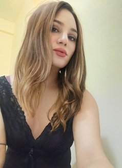 Katy Darling - Transsexual escort in Bangalore Photo 6 of 7