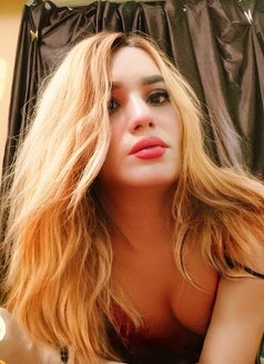 Katy Darling - Transsexual escort in Bangalore Photo 8 of 8