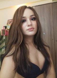 Katy Darling - Transsexual escort in Bangalore Photo 5 of 9