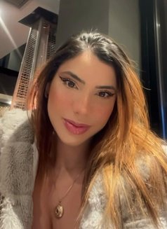 Katy Floratta - Masajista in Lisbon Photo 9 of 14