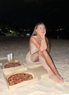 Veronica - masseuse in Nice Photo 18 of 28