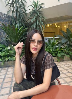 Katy Th - Transsexual escort in Tokyo Photo 11 of 13