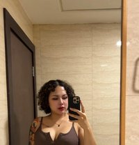 Katy - escort in Al Manama