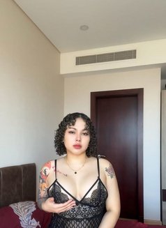 Katy - escort in Al Manama Photo 2 of 8