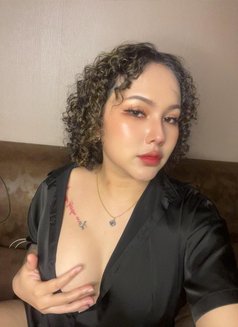 Katy - escort in Al Manama Photo 7 of 10