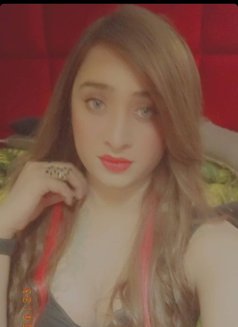 Katy vd call and real meet - Transsexual escort in Gurgaon Photo 3 of 4